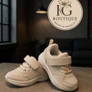 IG Boutique Kids Cream Sneakers